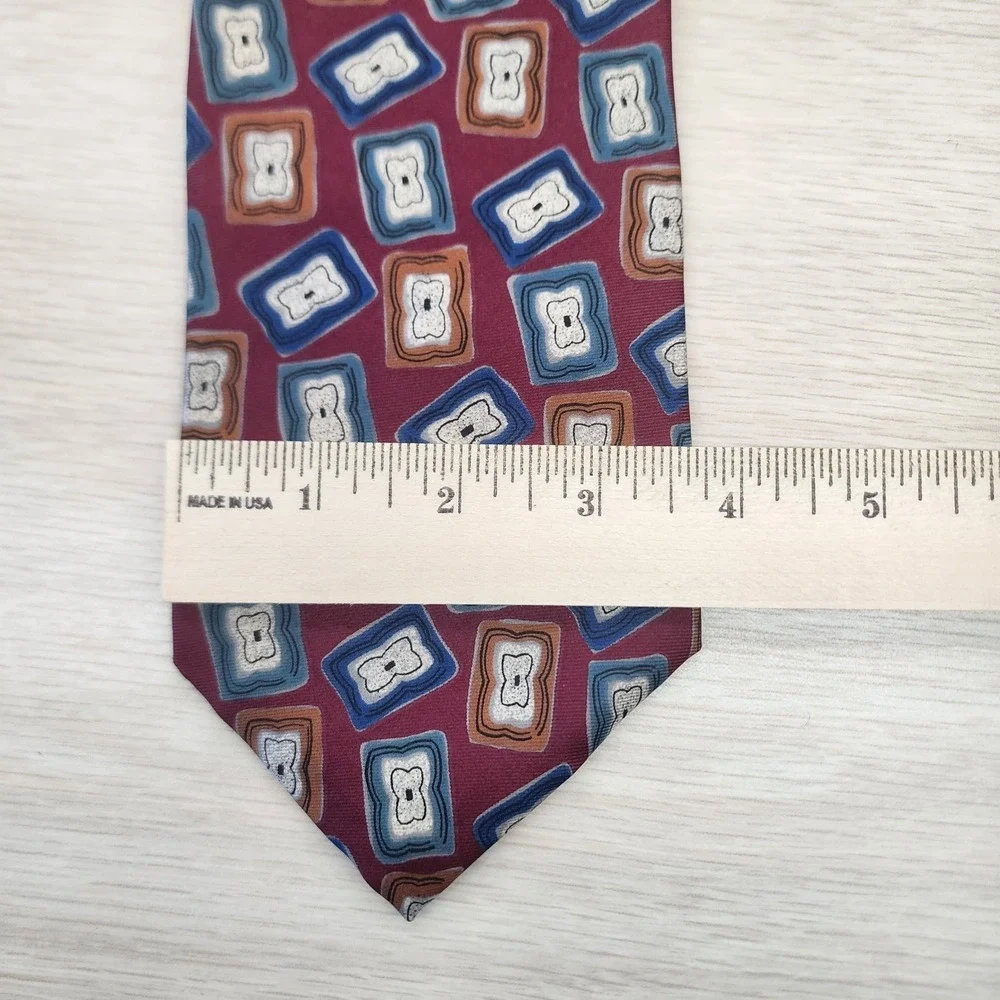 Christian Dior Monsieur Silk Tie‎ Woven in Italy Geometric Pattern Burgundy Blue